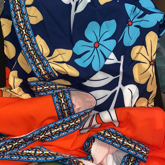 NEW INVENTORY 🔥Floral Print Colorblock Contrast Embroidered Trim Coat🔥 - Picture 6 of 6